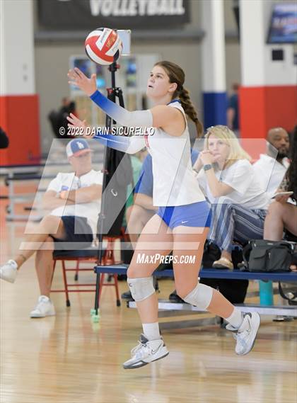 Thumbnail 1 in Emerald Ridge vs. Los Alamitos (Nike TOC Southwest) photogallery.