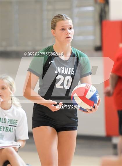 Thumbnail 2 in Emerald Ridge vs. Los Alamitos (Nike TOC Southwest) photogallery.