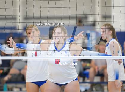 Thumbnail 2 in Emerald Ridge vs. Los Alamitos (Nike TOC Southwest) photogallery.