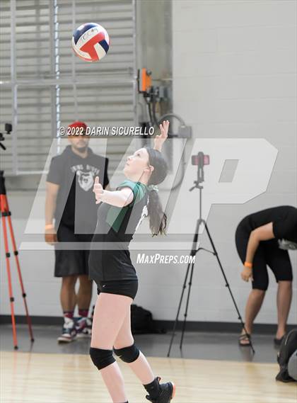 Thumbnail 3 in Emerald Ridge vs. Los Alamitos (Nike TOC Southwest) photogallery.