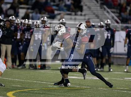 Thumbnail 3 in Hough vs. Mallard Creek (NCHSAA 4AA Regional Final) photogallery.