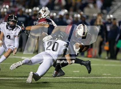 Thumbnail 3 in Hough vs. Mallard Creek (NCHSAA 4AA Regional Final) photogallery.