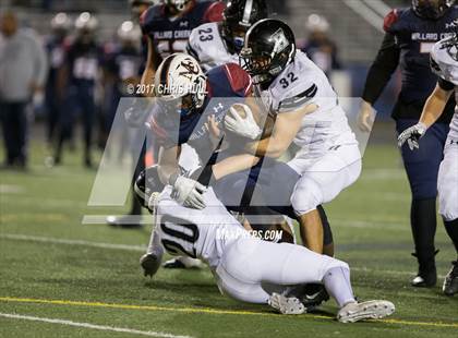 Thumbnail 2 in Hough vs. Mallard Creek (NCHSAA 4AA Regional Final) photogallery.