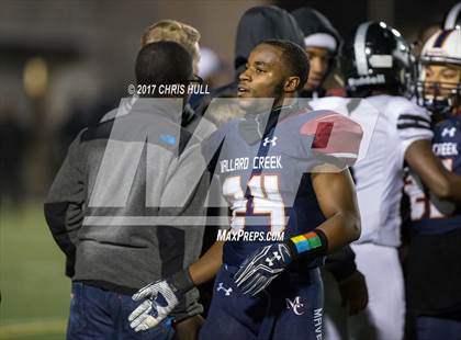 Thumbnail 3 in Hough vs. Mallard Creek (NCHSAA 4AA Regional Final) photogallery.