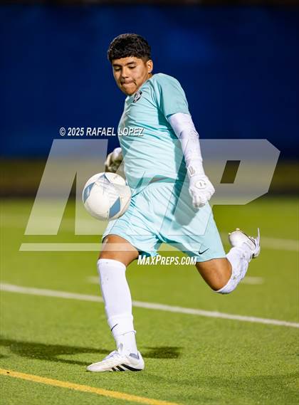 Thumbnail 1 in Ball @ Galena Park (Scrimmage) photogallery.