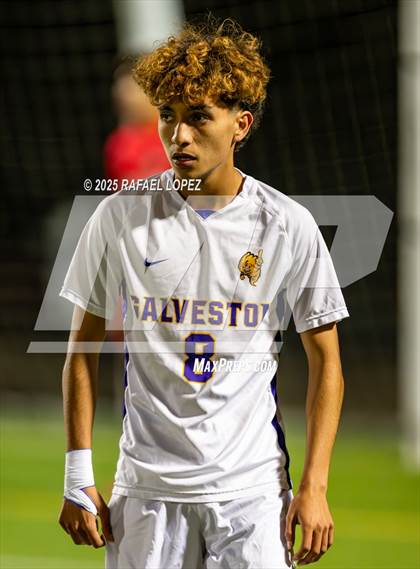 Thumbnail 1 in Ball @ Galena Park (Scrimmage) photogallery.