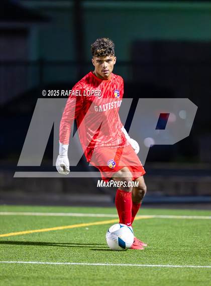 Thumbnail 3 in Ball @ Galena Park (Scrimmage) photogallery.