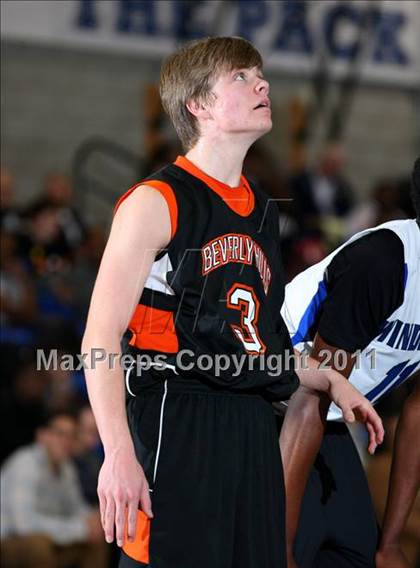 Thumbnail 1 in Windward vs. Beverly Hills (Windward Classic) photogallery.
