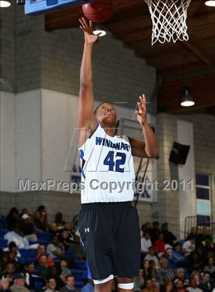 Thumbnail 3 in Windward vs. Beverly Hills (Windward Classic) photogallery.