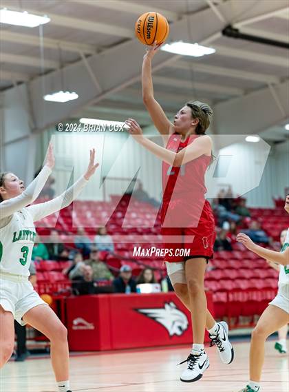Thumbnail 1 in Highland vs Thayer (Billy Ply Classic) photogallery.