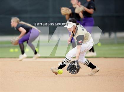 Thumbnail 3 in Timber Creek vs Fossil Ridge photogallery.