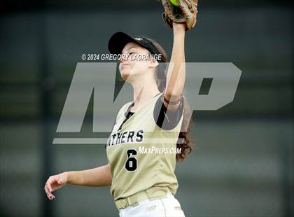 Thumbnail 2 in Timber Creek vs Fossil Ridge photogallery.