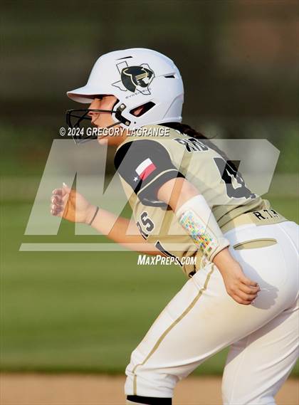 Thumbnail 2 in Timber Creek vs Fossil Ridge photogallery.