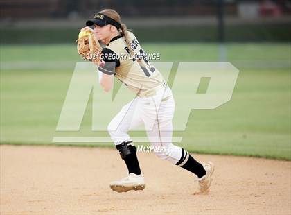 Thumbnail 2 in Timber Creek vs Fossil Ridge photogallery.