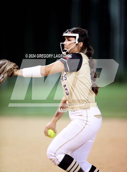 Thumbnail 1 in Timber Creek vs Fossil Ridge photogallery.
