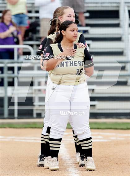 Thumbnail 2 in Timber Creek vs Fossil Ridge photogallery.