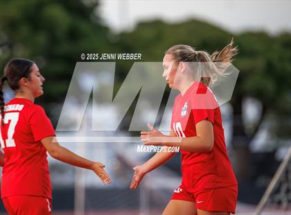 Thumbnail 3 in Coronado vs. Centennial (NIAA 5A Semifinal) photogallery.