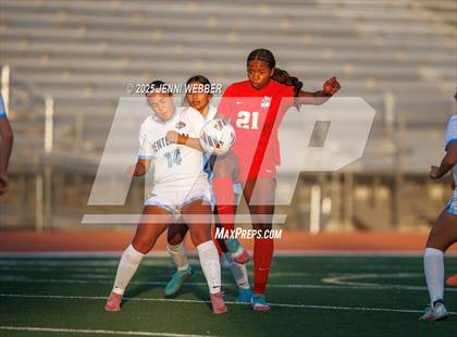 Thumbnail 1 in Coronado vs. Centennial (NIAA 5A Semifinal) photogallery.