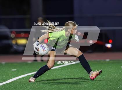 Thumbnail 2 in Coronado vs. Centennial (NIAA 5A Semifinal) photogallery.