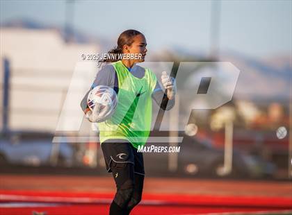 Thumbnail 3 in Coronado vs. Centennial (NIAA 5A Semifinal) photogallery.