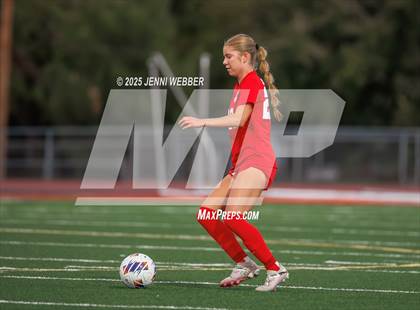 Thumbnail 1 in Coronado vs. Centennial (NIAA 5A Semifinal) photogallery.