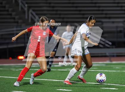 Thumbnail 2 in Coronado vs. Centennial (NIAA 5A Semifinal) photogallery.