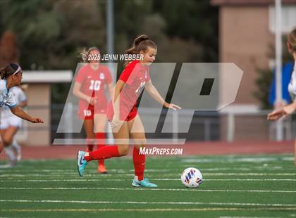 Thumbnail 3 in Coronado vs. Centennial (NIAA 5A Semifinal) photogallery.