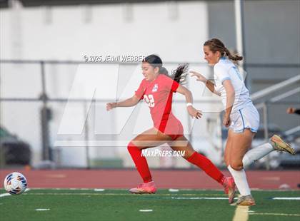 Thumbnail 3 in Coronado vs. Centennial (NIAA 5A Semifinal) photogallery.