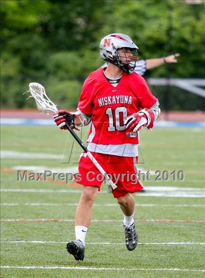 Thumbnail 1 in Niskayuna vs. Saugerties (NYSPHSAA Class B Quarterfinal) photogallery.