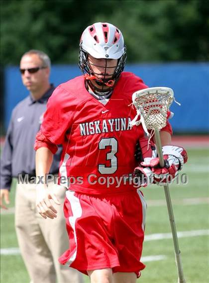 Thumbnail 1 in Niskayuna vs. Saugerties (NYSPHSAA Class B Quarterfinal) photogallery.