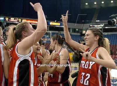 Thumbnail 3 in Troy vs. Archbishop Mitty (State D2 Final)#3 photogallery.