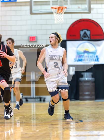 Thumbnail 2 in Nicholas County vs. Webster County (Summersville Winter Classic) photogallery.