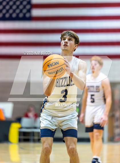 Thumbnail 3 in Nicholas County vs. Webster County (Summersville Winter Classic) photogallery.