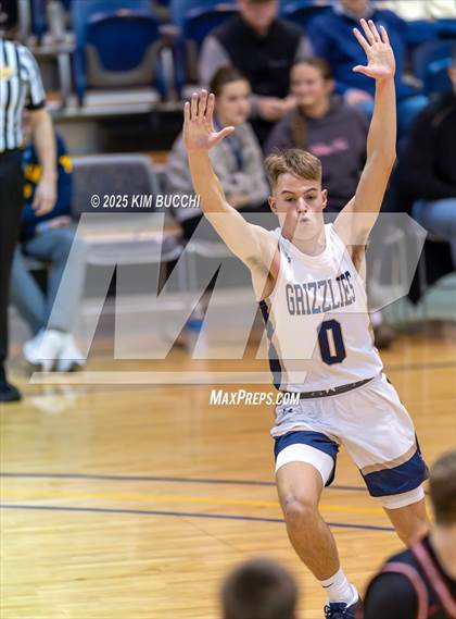 Thumbnail 3 in Nicholas County vs. Webster County (Summersville Winter Classic) photogallery.