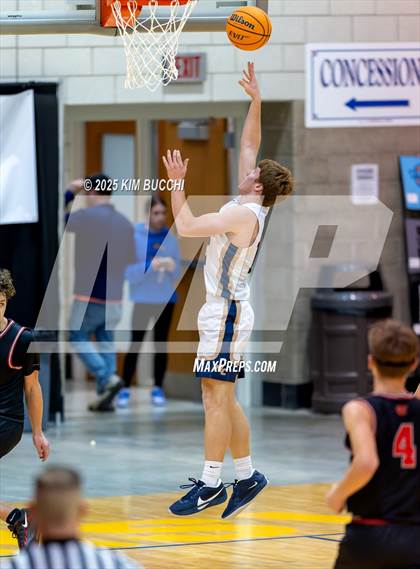 Thumbnail 1 in Nicholas County vs. Webster County (Summersville Winter Classic) photogallery.