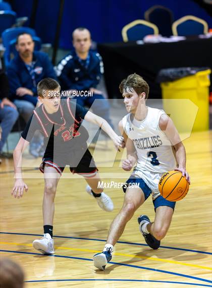 Thumbnail 3 in Nicholas County vs. Webster County (Summersville Winter Classic) photogallery.
