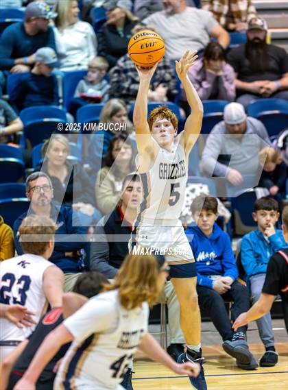 Thumbnail 3 in Nicholas County vs. Webster County (Summersville Winter Classic) photogallery.
