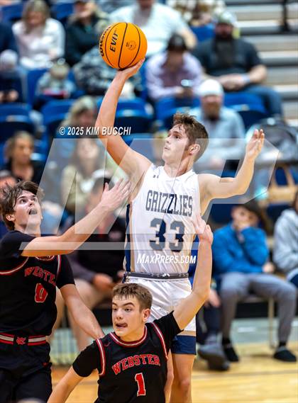 Thumbnail 1 in Nicholas County vs. Webster County (Summersville Winter Classic) photogallery.
