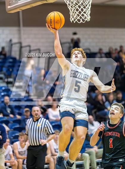 Thumbnail 3 in Nicholas County vs. Webster County (Summersville Winter Classic) photogallery.