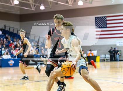 Thumbnail 2 in Nicholas County vs. Webster County (Summersville Winter Classic) photogallery.