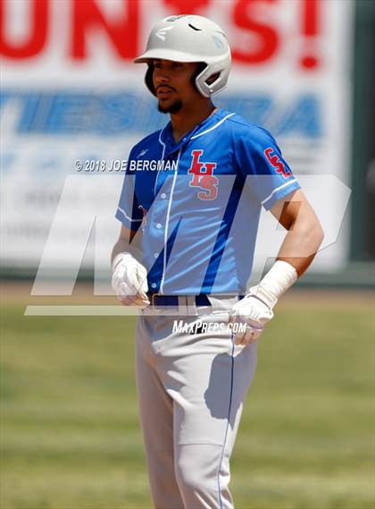 Thumbnail 2 in Immanuel vs. Garces Memorial (CIF CS D3 Final) photogallery.