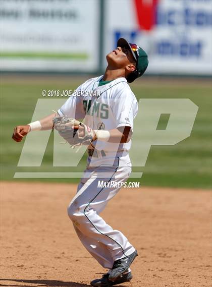 Thumbnail 2 in Immanuel vs. Garces Memorial (CIF CS D3 Final) photogallery.