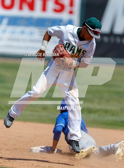 Thumbnail 3 in Immanuel vs. Garces Memorial (CIF CS D3 Final) photogallery.