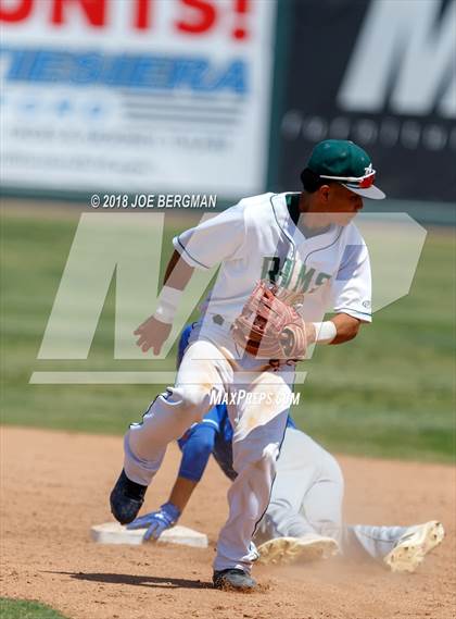 Thumbnail 1 in Immanuel vs. Garces Memorial (CIF CS D3 Final) photogallery.