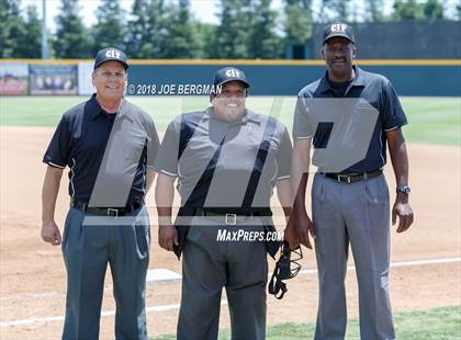 Thumbnail 3 in Immanuel vs. Garces Memorial (CIF CS D3 Final) photogallery.