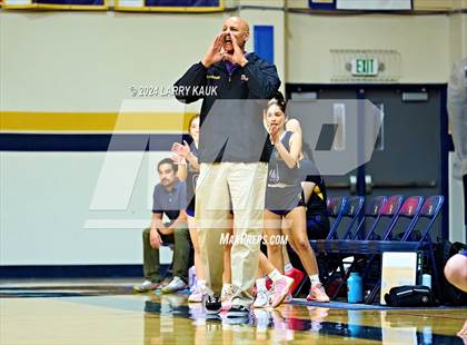 Thumbnail 2 in Milpitas vs Salinas (CIF CCS Division 1 Round 1) photogallery.
