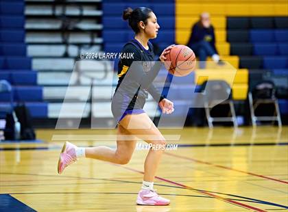 Thumbnail 3 in Milpitas vs Salinas (CIF CCS Division 1 Round 1) photogallery.