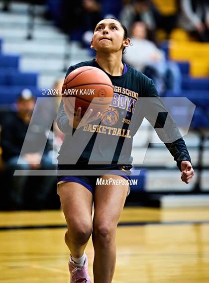 Thumbnail 2 in Milpitas vs Salinas (CIF CCS Division 1 Round 1) photogallery.