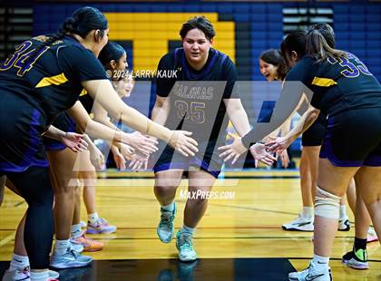 Thumbnail 3 in Milpitas vs Salinas (CIF CCS Division 1 Round 1) photogallery.