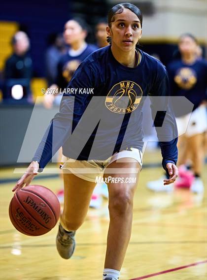 Thumbnail 2 in Milpitas vs Salinas (CIF CCS Division 1 Round 1) photogallery.
